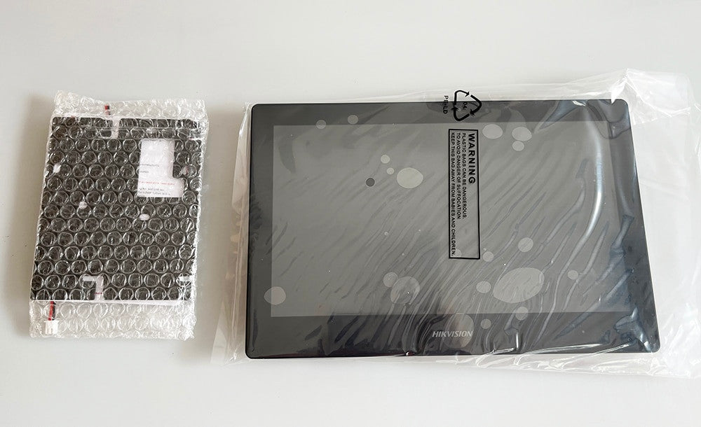 Hikvision 10-inch Touch-Screen DS-KH8520-WTE1 WiFi Video Intercom Network